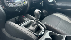 Nissan Qashqai 1.3 DiG-T Acenta Premium 5dr Petrol Hatchback